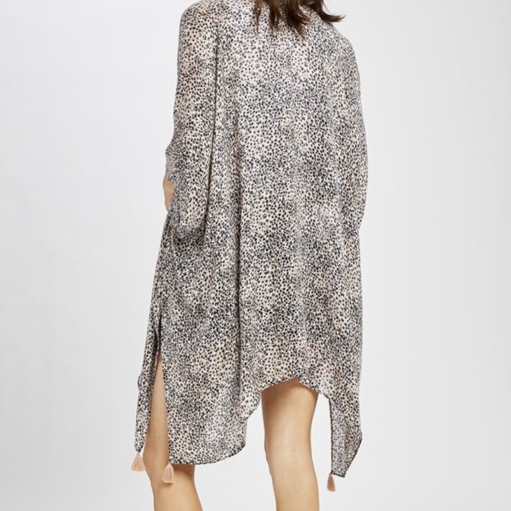 GENTLE FAWN| Heron Leopard Kimono with Pink Tassels EUC very flowy
